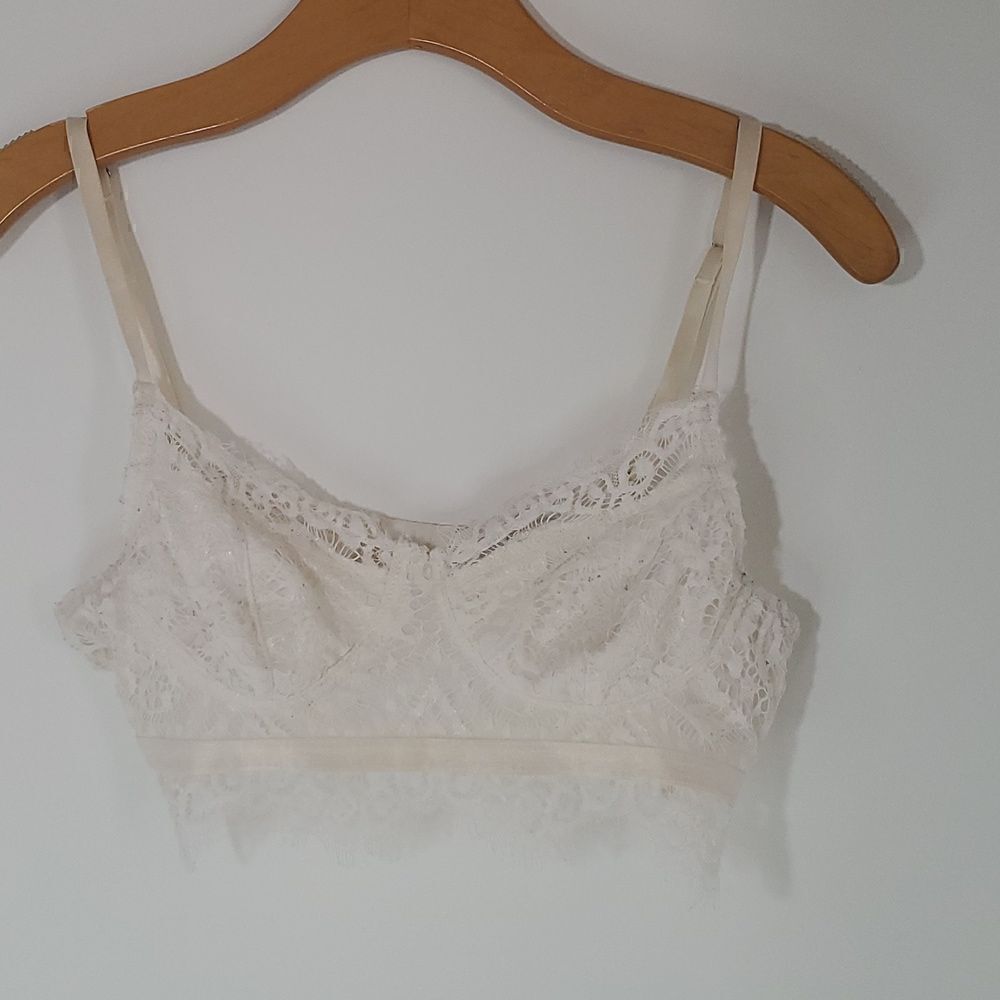 Iris Lacy White Bralette Wirefree Size L